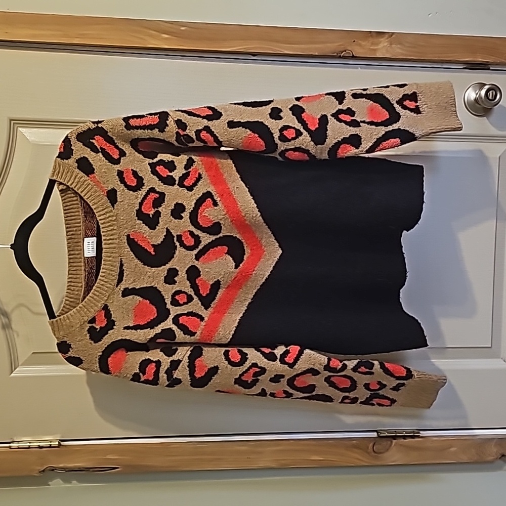 Peyton Jensen Medium Leopard Like Print Sweater